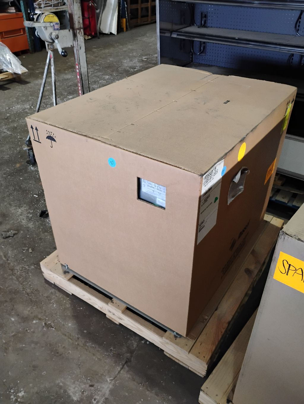 New Russell 3.5 HP Medium Temp Cooler Condensing Unit 208/1 Ph RFO350E4SDA