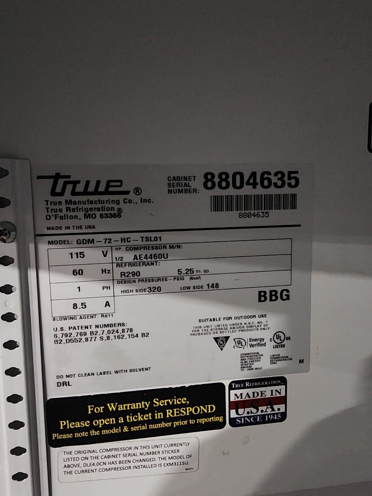 True 78" three section glass door merchandiser GDM-72-HC~TSL01