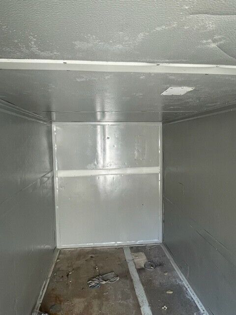 used walk in cooler or freezer on used trailer 8 x 16 x 94''