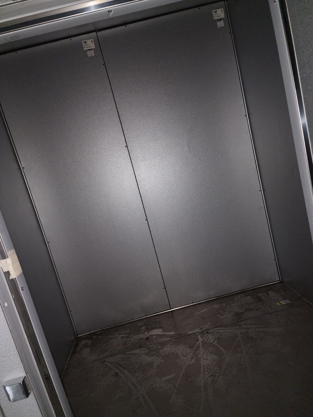 Walk-in cooler & freezer combo with new refrigeration system included