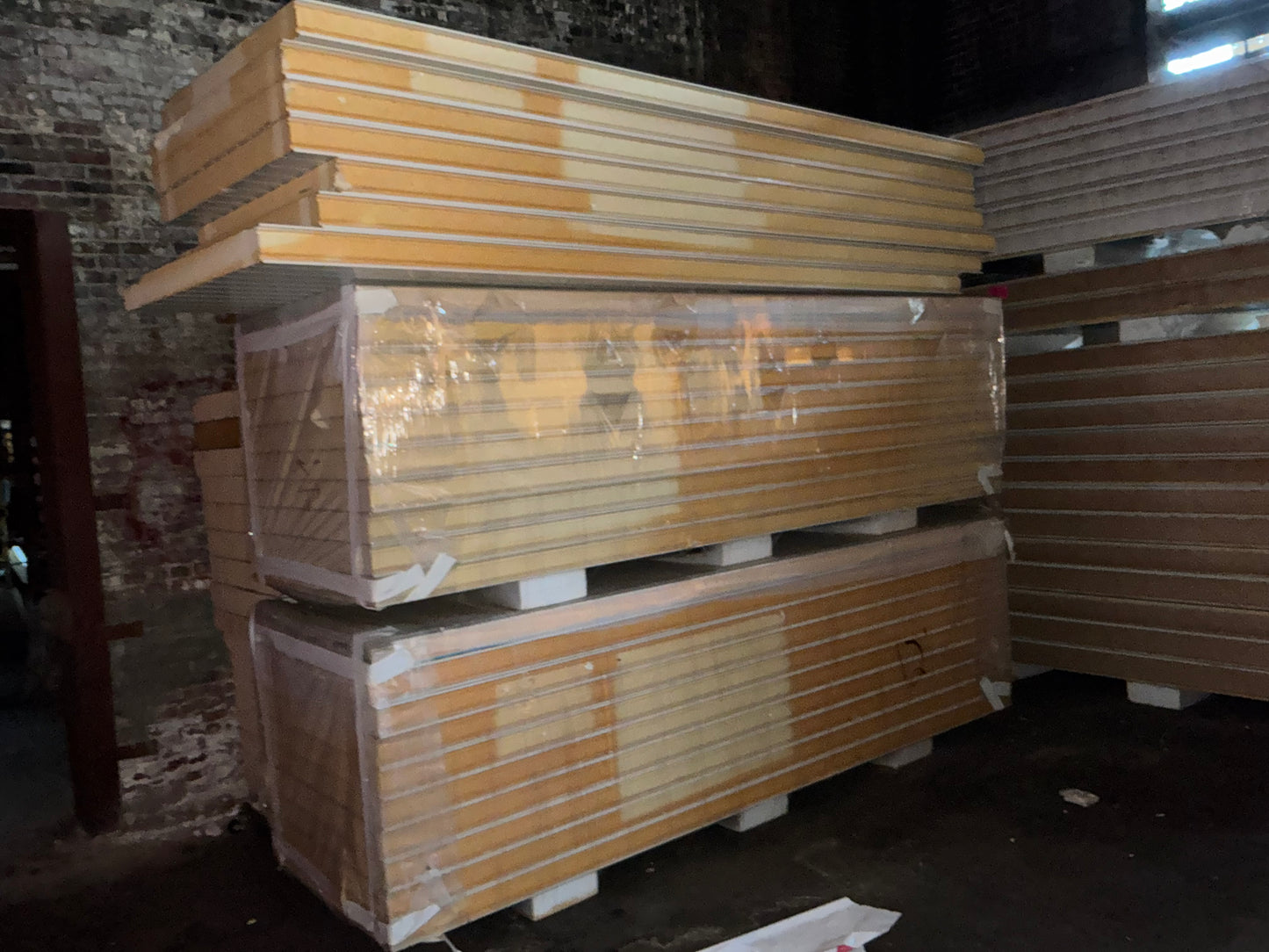 Lot of 27 New Scratch and Dent 12’ Panels 4” Thick