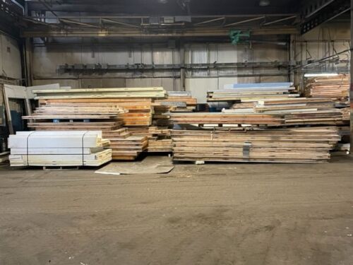 Wholesale lot of ~ 120 used walk in cooler and freezer panels varying size