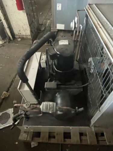 MasterBilt Compressor Model #CRK3-0325-TF5-270 Condensing Unit Used 3.5hp