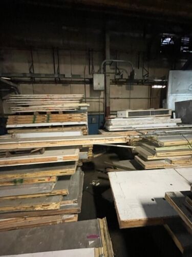 Wholesale lot of ~ 100 used walk in cooler and freezer panels varying size