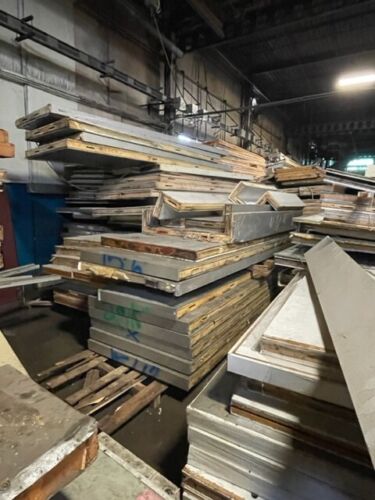 Wholesale lot of ~ 120 used walk in cooler and freezer panels varying size