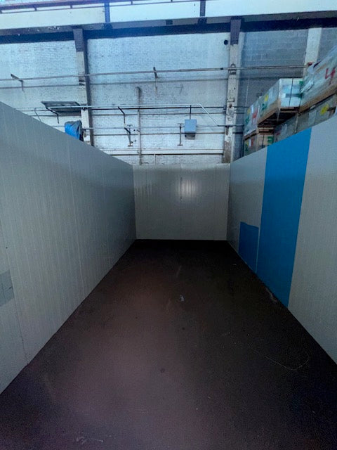 Like New 10 Foot Wide x 20 Foot Long x 7.5 Foot Tall Walk-in Cooler