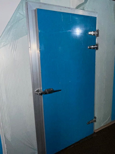 Like New 10 Foot Wide x 20 Foot Long x 7.5 Foot Tall Walk-in Cooler