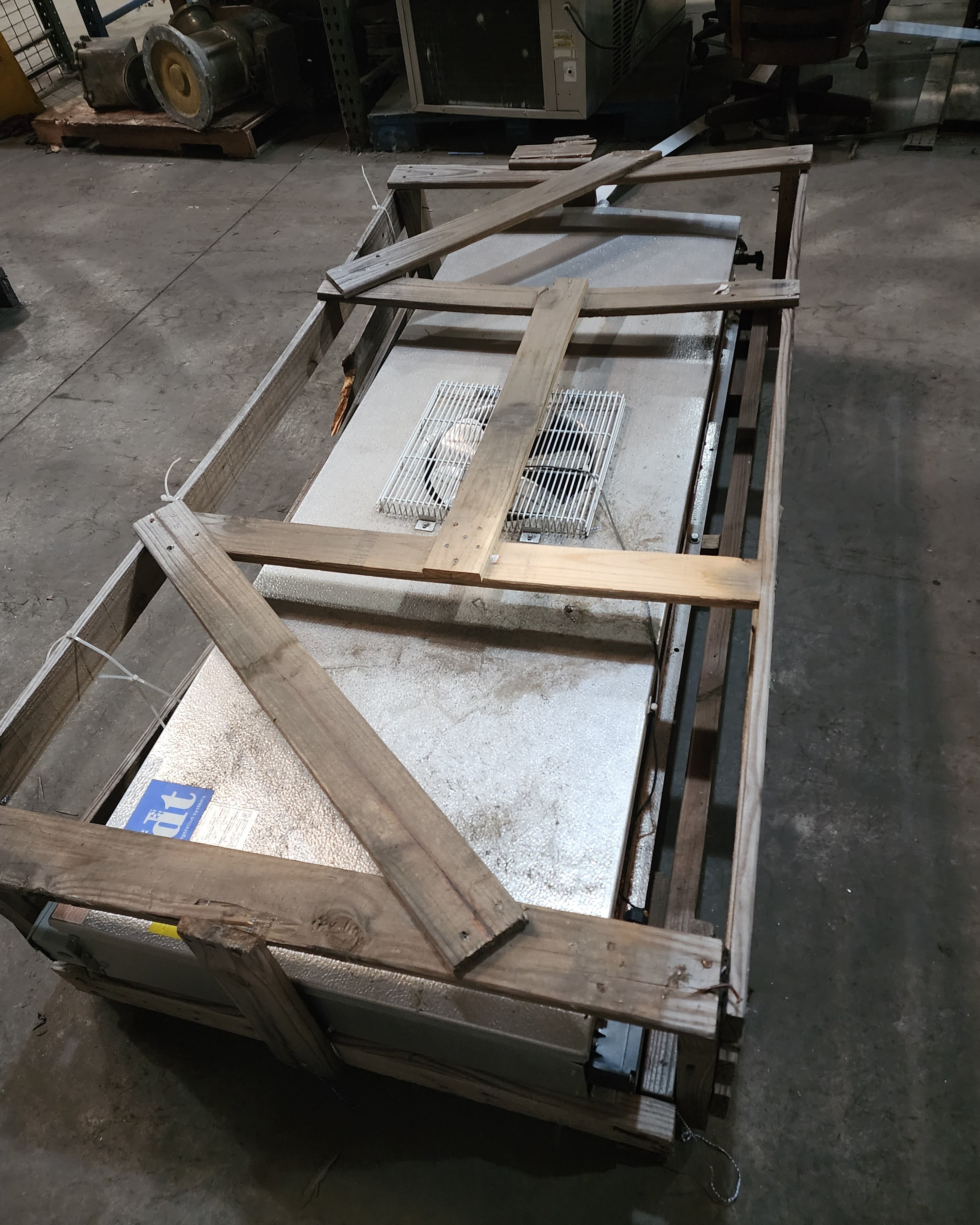 Bohn/Heatcraft low velocity center mount unit cooler - WK075AEC