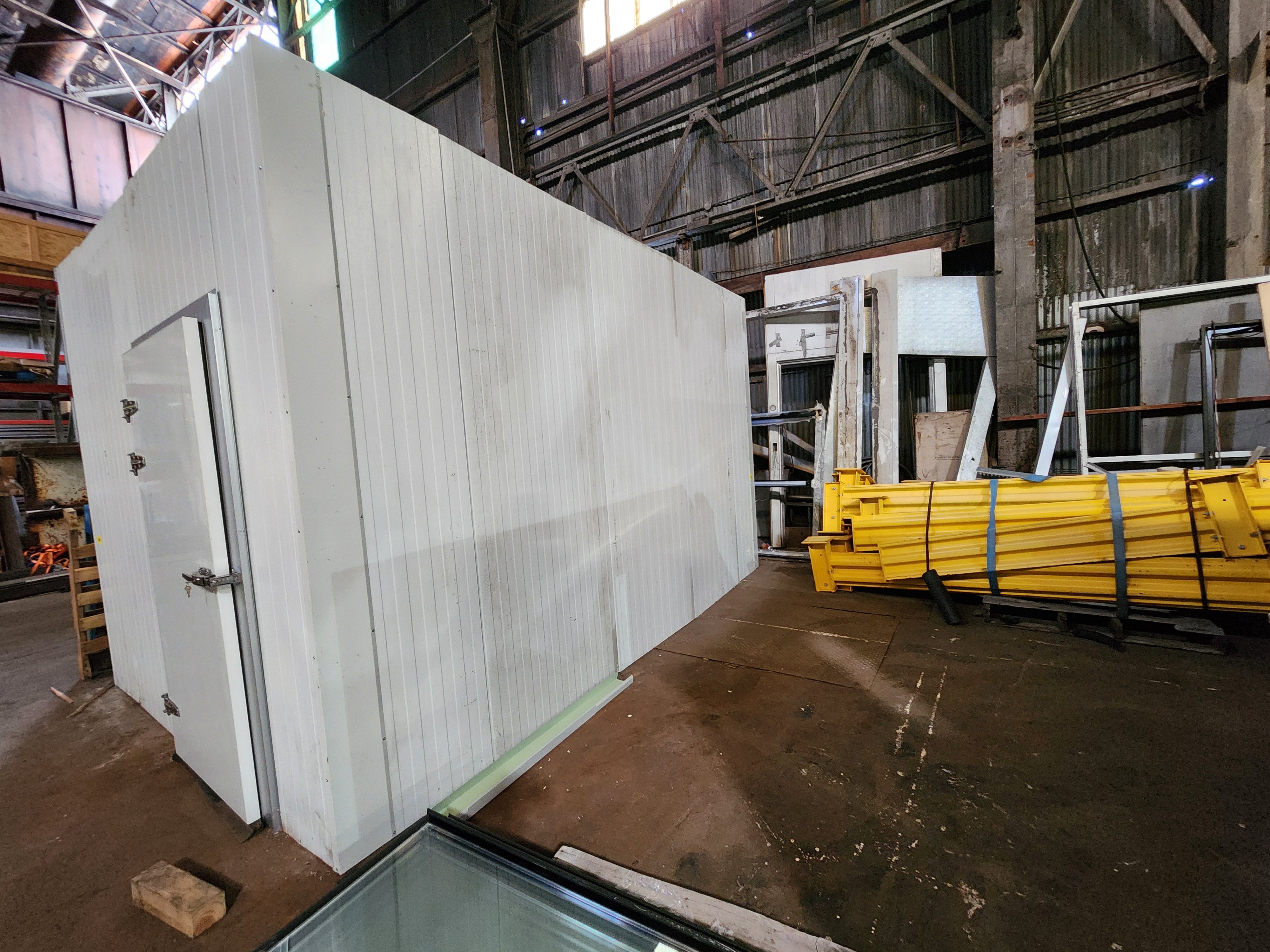 10' 1" x 14' 1" x 9' - Walk in cooler w/man door & new 3/4 HP - No floor or ceiling