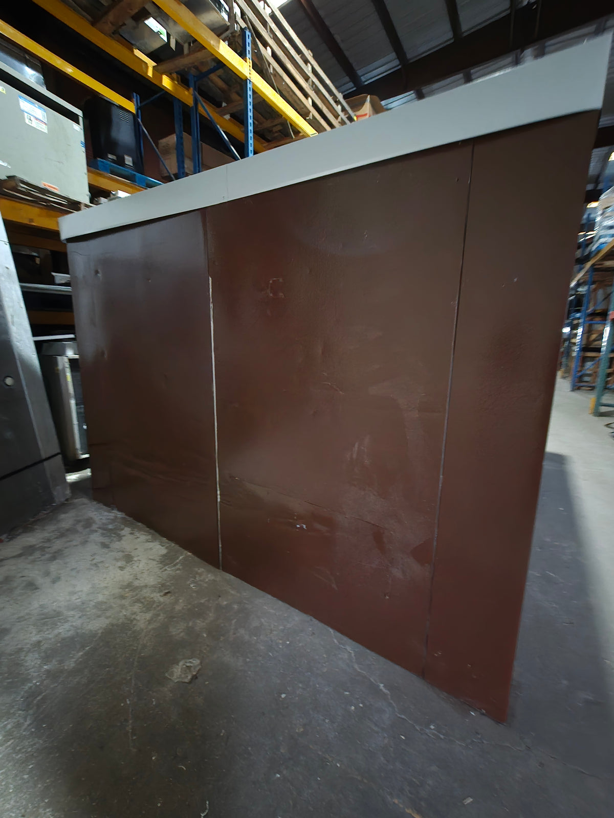 Used 9' 7" x 11' 6" x 6' 11" Walk-In Cooler