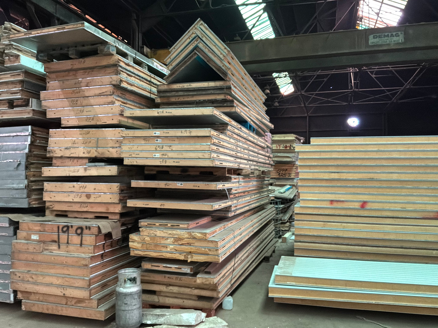 Lot of 30 Used Panels 11’8” and 18’3” w/ Corners