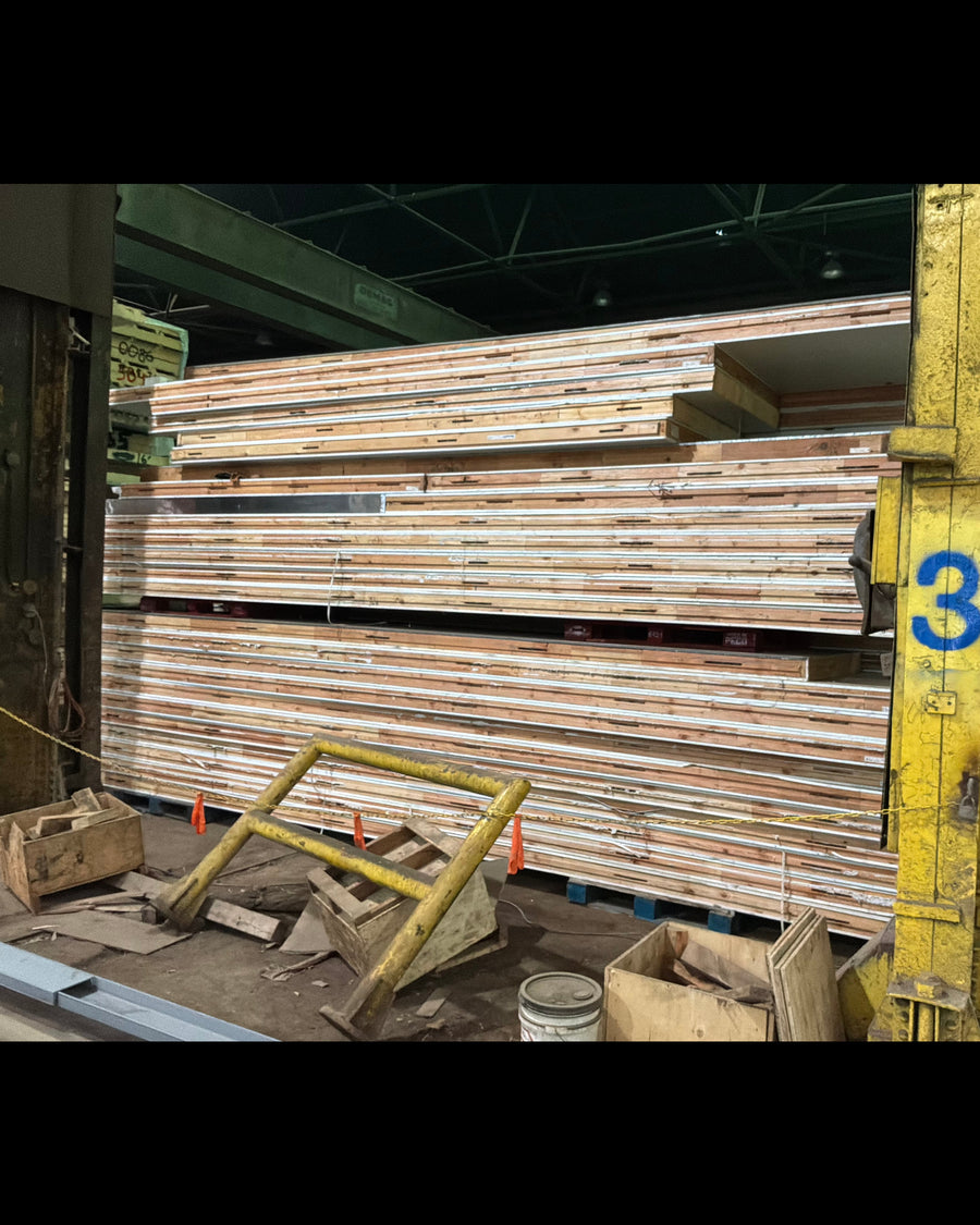 Lot of Used Panels 19’ to 21’ w/ Corners Appx. 50 Pieces