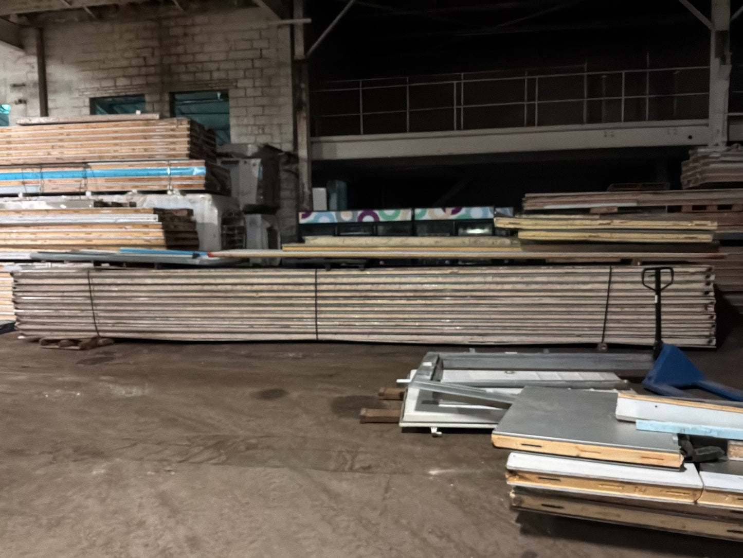 Lot of 10 Used 33’ Insulated Tongue In Groove Panels 4” Thick