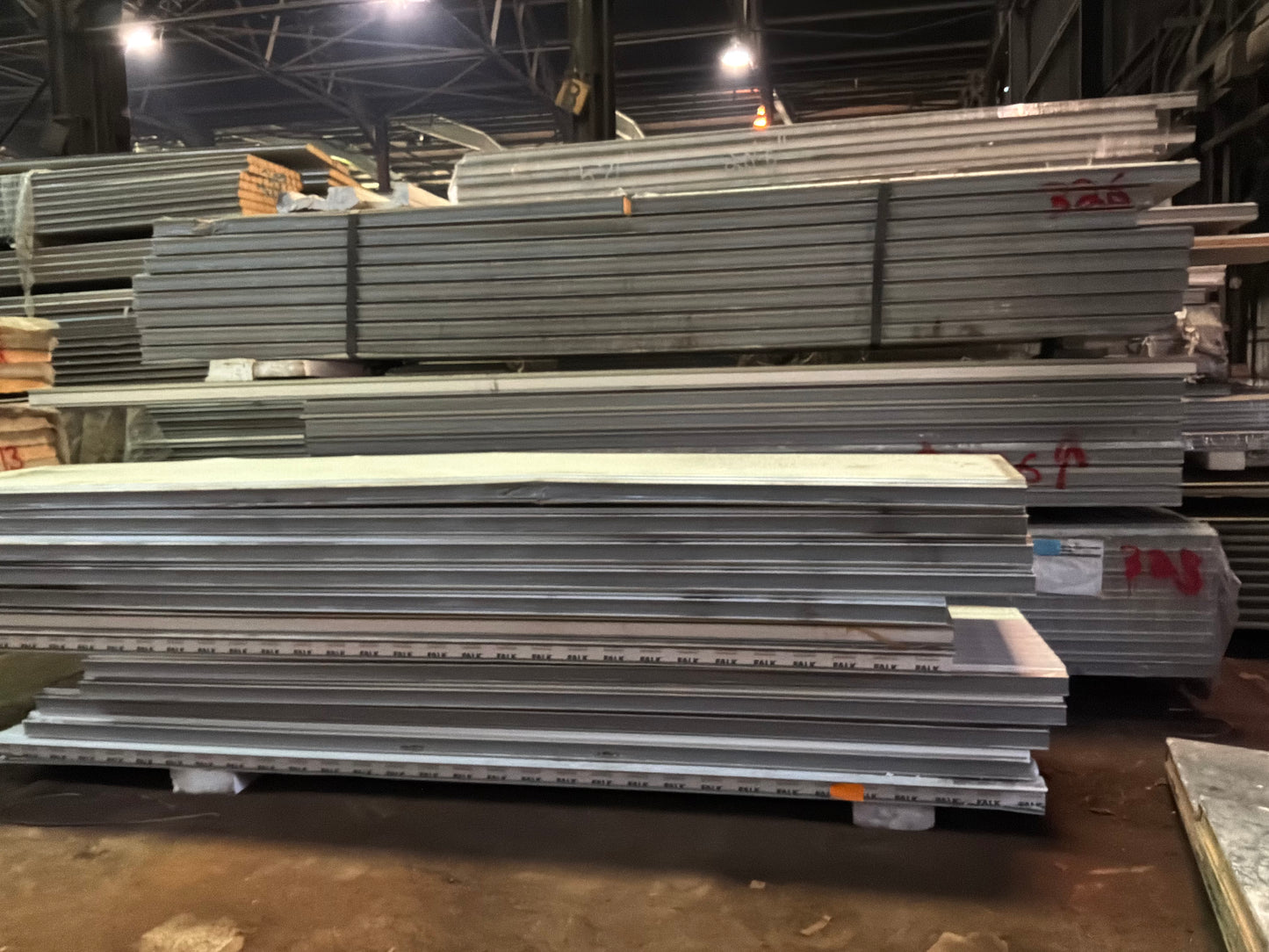 Lot of 34 Scratch and Dent 4” Thick Panels 15’ to 18’