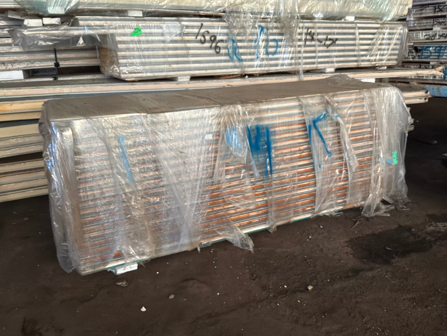 Lot of 17 New 2.5” Thick Tongue In Groove 10’ Panels