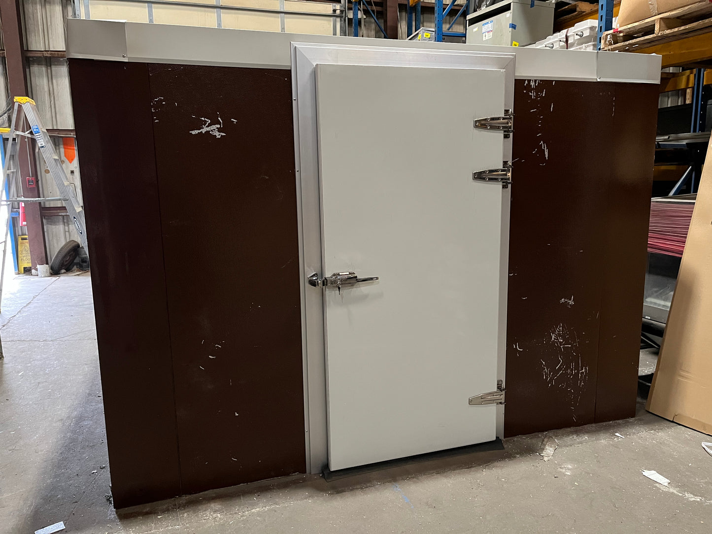 Used 9' 7" x 11' 6" x 6' 11" Walk-In Cooler