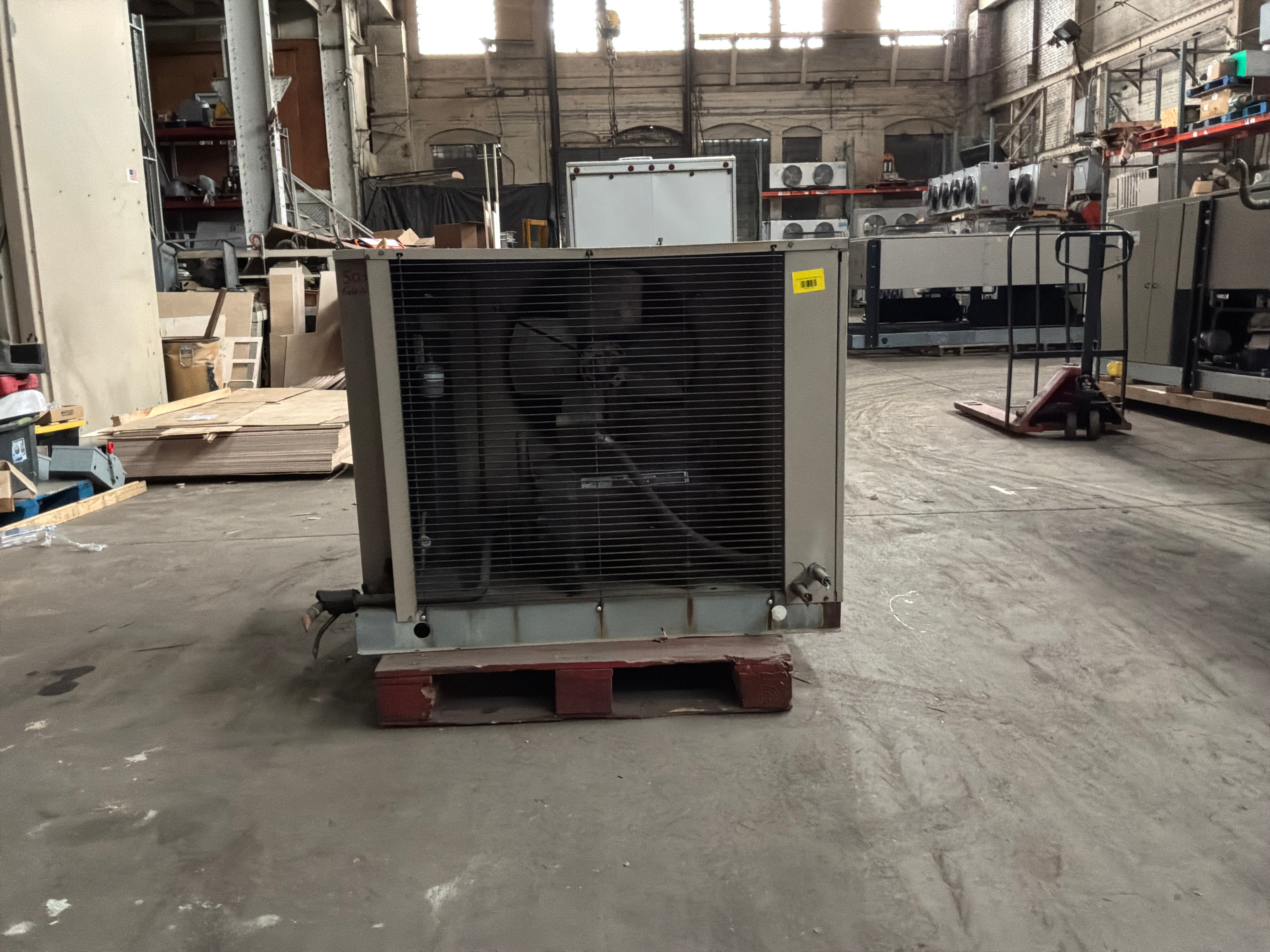 Chandler 2DL3-075E-TFC-200 7.5 HP Condenser #670