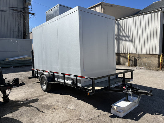 6' x 12' x 8' Amerikooler walk in freezer w/ drop in on trailer