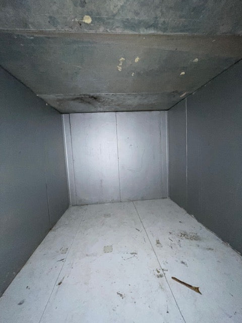 10' x 12' x 8'7'' tall used walk in freezer built with floor