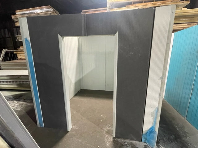 8' x 8' x 90'' high Used Walk in Cooler